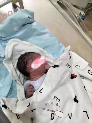 45岁马姐做三代试管婴儿喜获男宝